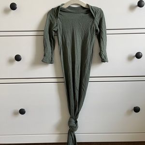 Solly Baby gown